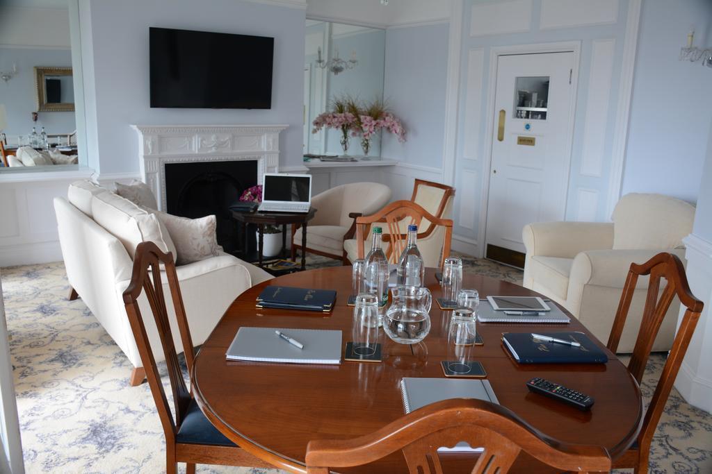 Pier View Self Catering Luxury Apartments Southend-on-Sea Exterior photo